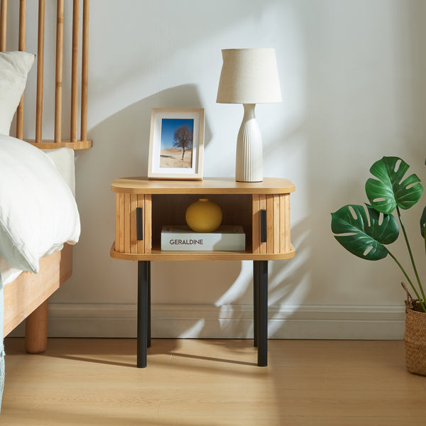 Masuta cu 2 usi glisante Tvedestrand 48x30x45cm MDF bambus metal efect lemn/negru [en.casa]