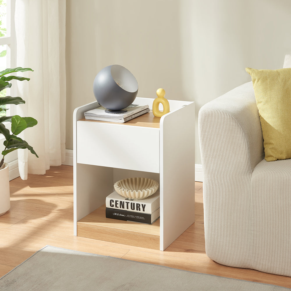 Noptiera cu sertar Kuorshare 55x42x37 cm alb/efect stejar [en.casa]
