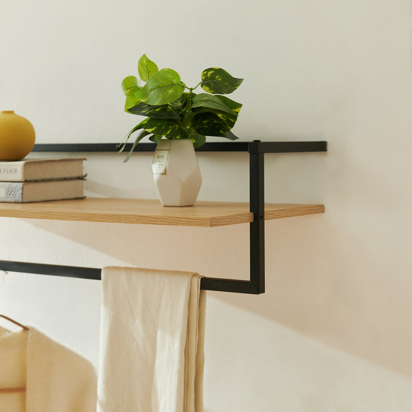 Cuier de perete Evje 80x30x20cm negru/efect lemn [en.casa]