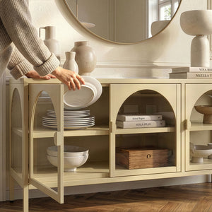 Vitrina cu 3 usi sticla Klippestad 118x35x55 cm camel [en.casa]