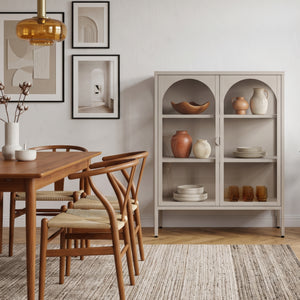 Vitrina cu 2 usi sticla Klippestad 95x80x35 cm camel [en.casa]