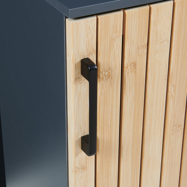 Dulap midi baie cu front din bambus si 3 spatii interioare Svanes 90x30x30 cm gri inchis/natur [en.casa]