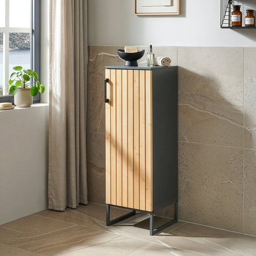 Dulap midi baie cu front din bambus si 3 spatii interioare Svanes 90x30x30 cm gri inchis/natur [en.casa]