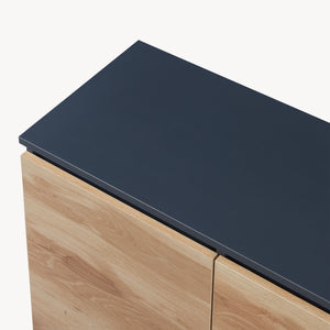 Comoda cu usi si sertare Kyr negru/efect stejar rustic [en.casa]