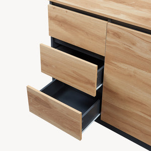 Comoda cu usi si sertare Kyr negru/efect stejar rustic [en.casa]