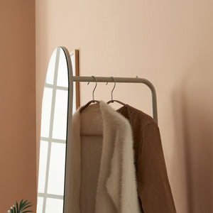 Oglinda de podea si suport haine 2 in 1 Kuonta 165x40x50,5 cm [en.casa]