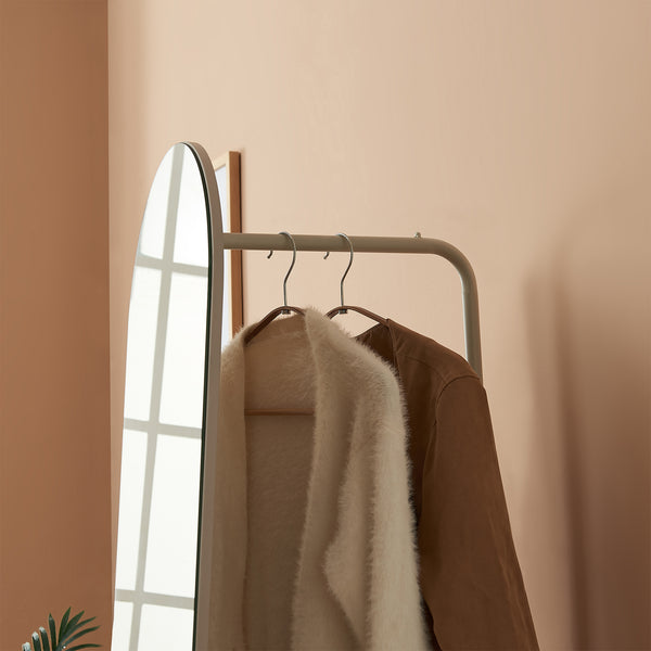 Oglinda de podea si suport haine 2 in 1 Kuonta 165x40x50,5 cm [en.casa]