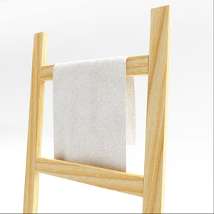 Suport prosoape Luumäki 120x47x2cm lemn design scara culori diferite [en.casa]