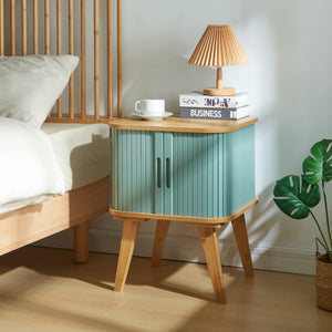 Noptiera Tysvær 58,5x45x45cm bambus [en.casa]