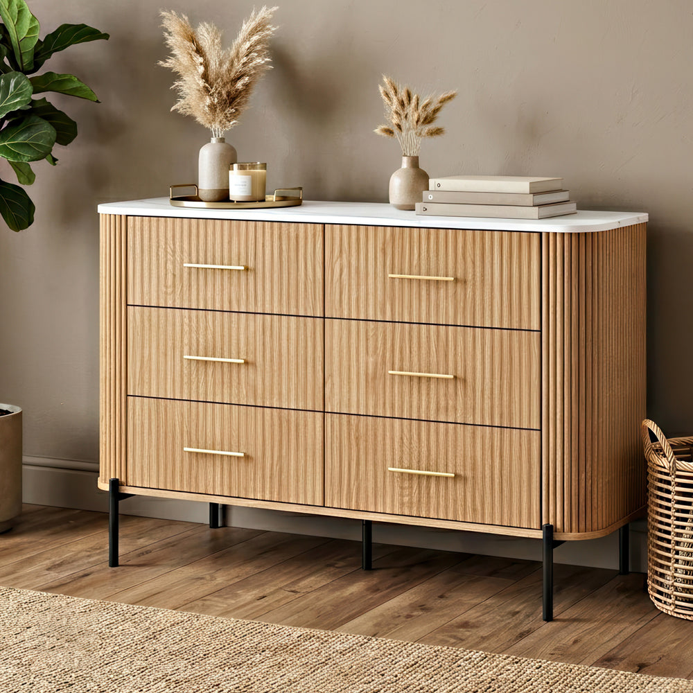 Comodă Kokunse cu 6 sertare 120x42x78 cm aspect stejar [en.casa]