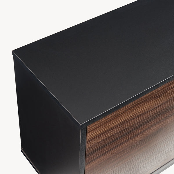 Comoda Boxholm cu 3 usi push-to-open [en.casa]