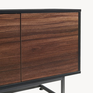 Comoda Boxholm cu 3 usi push-to-open [en.casa]
